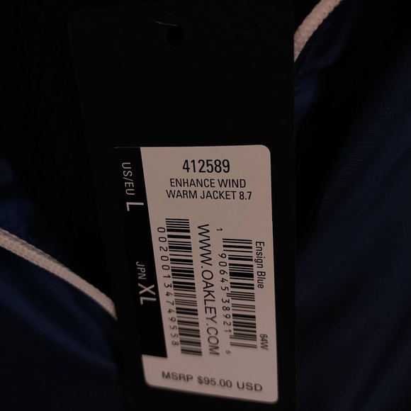 Oakley men’s jacket. Brand new! - Picture 2 of 5